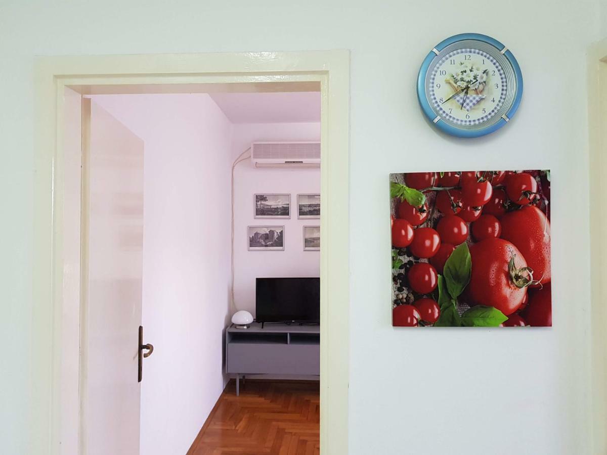 Mare Azzurro Apartments Pula Ngoại thất bức ảnh